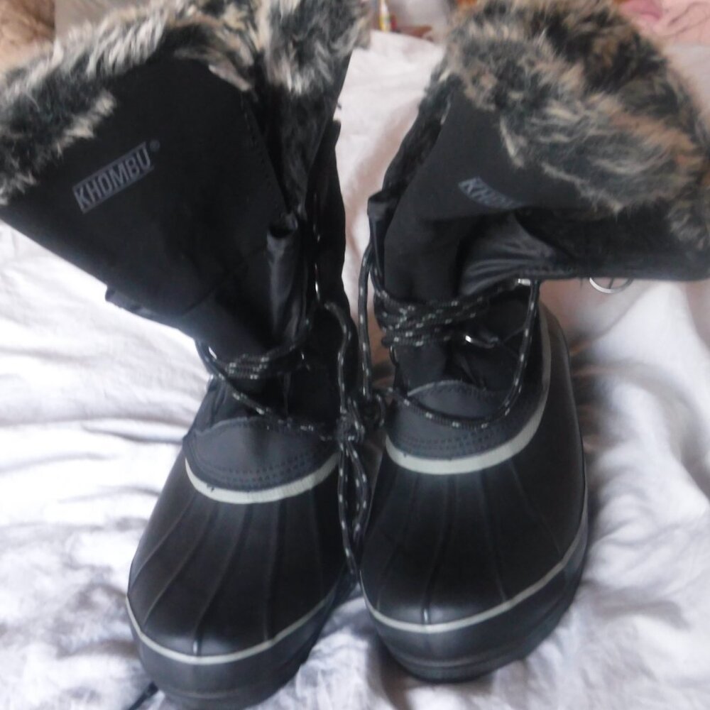 Khombu Black Womens Leather Interior Faux Fur Winter boots Size 9 M - Picture 5 of 9